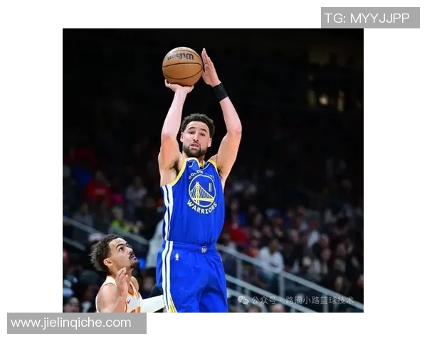 当NBA巨星踏上绿茵场展现篮球手的独特足球风采